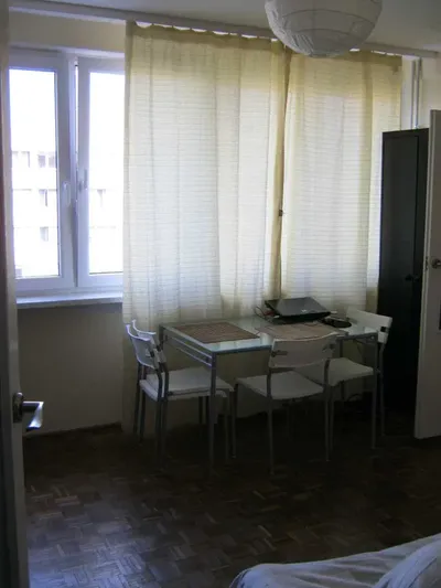 BZPOŚREDNIO WYNAJMĘ 32,4 m2 obok Galerii Mokotów - miniatura 2