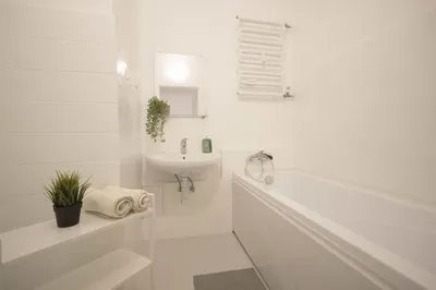 PILNE Duży, jasny pokój w jeszcze większym mieszkaniu / WiFi w cenie - miniatura 4