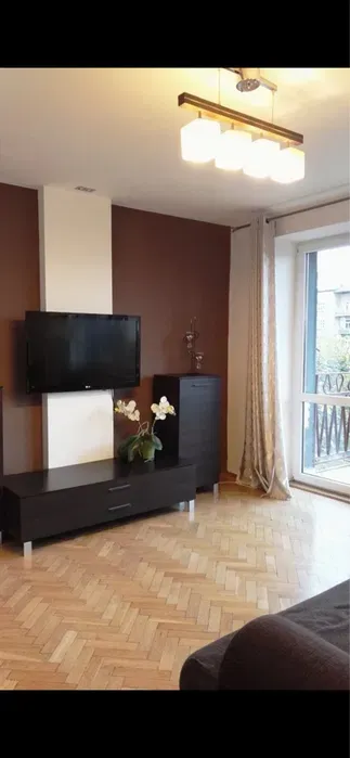 BEZPOŚREDNIO/OD ZARAZ - Przestronne 2-pokojowe mieszkanie z 2 balkonami – Kraków, Plac Inwalidów (Centrum) - miniatura 3