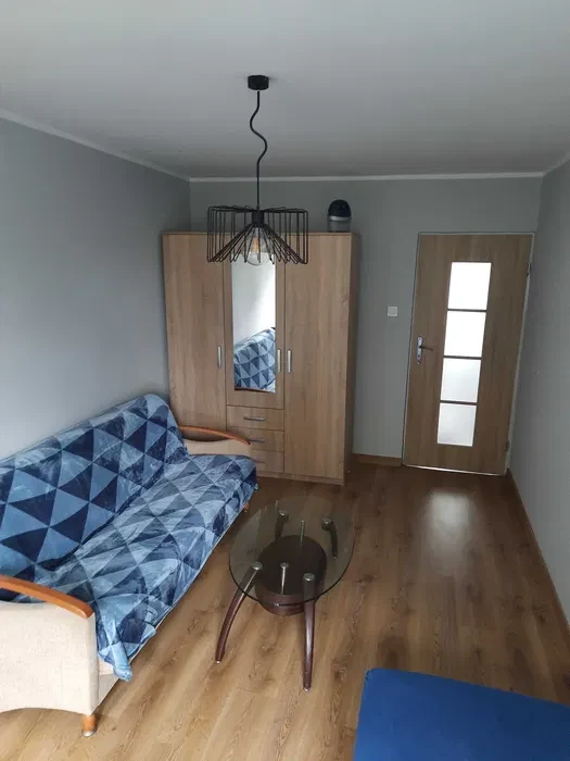 Mieszkanie 3-pokojowe na os. Kosmonautów - 1/8