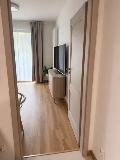 Nowoczesne mieszkanie 43m Kraków, UL. PUSZKARSKA 7 - miniatura 2