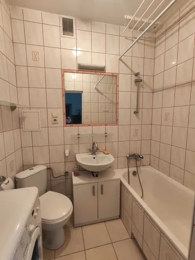 Wynajmę mieszkanie 2-pokojowe Praga Południe ul. Grochowska (Plac Szembeka) - miniatura 3