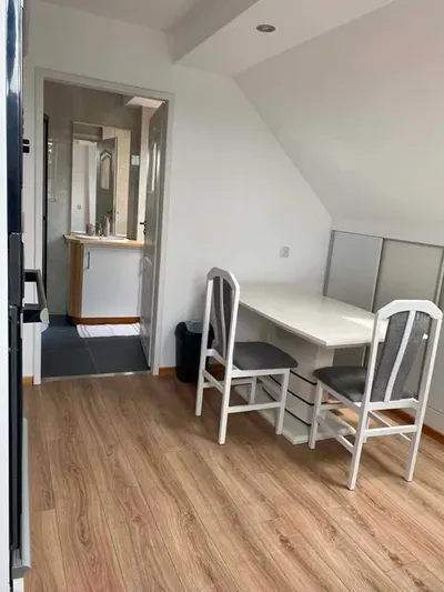 Mieszkanie 32m2 po generalnym remoncie / BEZ CZYNSZU / Gdynia Karwiny - miniatura 2