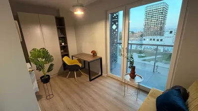 Nowy Duży Pokój w Katowicach w centrum obok spodka z Balkonem , Mega Standard ul. Olimpijska , UŚ WSP UE , pierwszy najemca Wi-Fi w cenie - miniatura 2