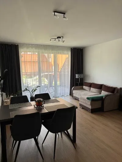 Dwupokojowe mieszkanie 55 m² z ogródkiem – Kliny Zacisze, ul. Bpa. Albina Małysiaka, Kraków
