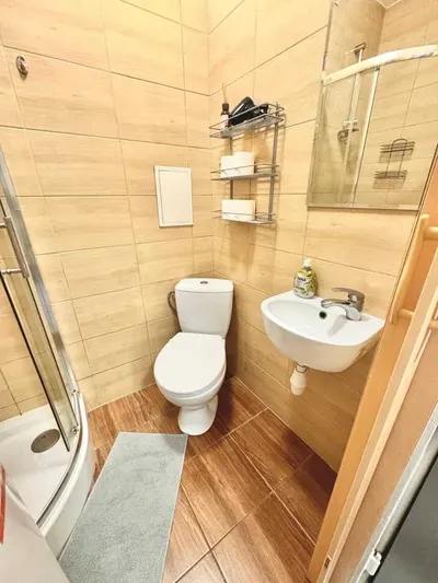 Przytulna kawalerka 25 m² – Jana Pawła II 36, Warszawa – 5. piętro - miniatura 3