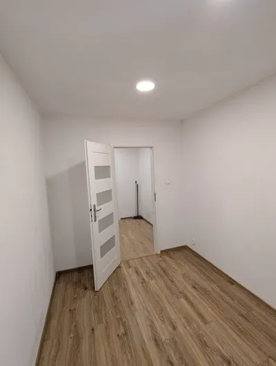 Bezpośrednio 3 pokoje rozkładowe 53m², 1 piętro, Łódź Radogoszcz Wschód / Balkon - miniatura 4
