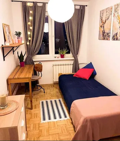 SINGLE ROOM 2 min metro Ursynów