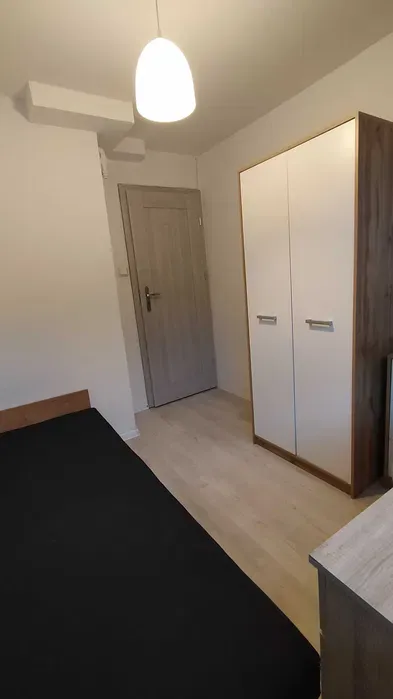 Wynajmę Pokój Jednoosobowy Ul. Zegadłowicza we Wrocławiu - miniatura 2