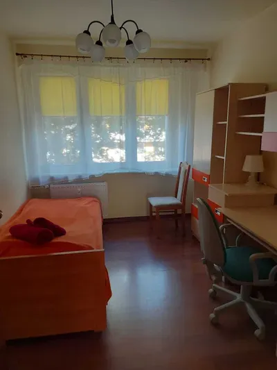 Dla studentów | Wynajmę Mieszkanie 3 pokoje os. Bohaterów II Wojny Św. - Rataje - miniatura 2