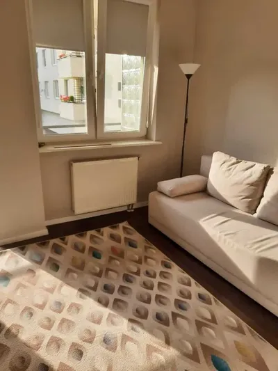 Cudowne mieszkanie na Bródnie! TOP LOKALIZACJA! Obok Metra Kondratowicza! Wynajem / 2 pokoje/ oddzielna kuchnia / duży balkon - miniatura 2