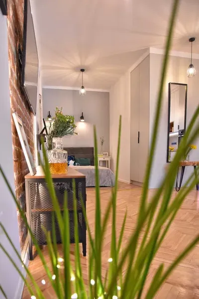 Studio do wynajęcia 35 m2 Mokotów, Pytlasińskiego 20, przy parku. Studio for rent near Park Łazieni Królewskie - miniatura 3