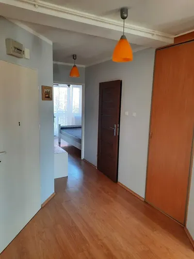 Wynajmę 2 pokojowe mieszkanie przy ul.Piasta - miniatura 4