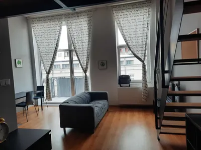 Piękna loftowa kawalerka z antresolą - miniatura 3