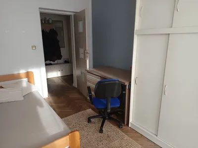 Pokój jednoosobowy z balkonem na wynajem , w centrum miasta - miniatura 4