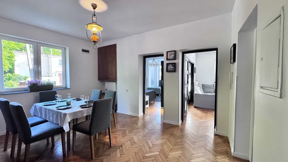 Wyjątkowy apartament 3 pokojowy nad morzem w Orłowie zaledwie 180 metrów od plaży - 1/8