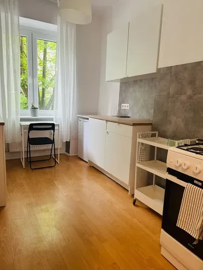 Mieszkanie kawalerka 39 m2 koło parku - miniatura 3