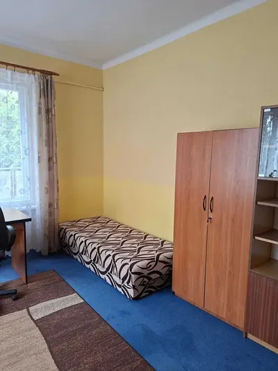 Wynajmę pokój dla studentki - miniatura 3