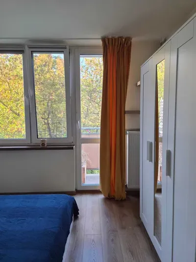 3-pokojowe mieszkanie na zielonej Saskiej Kępie - miniatura 3