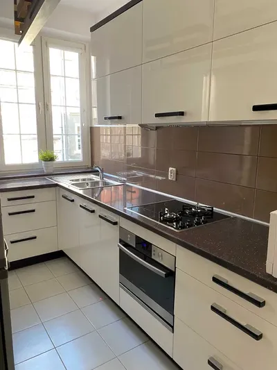 2 pokoje 40 m² | Stare Miasto | Kołodziejska | od września - miniatura 5