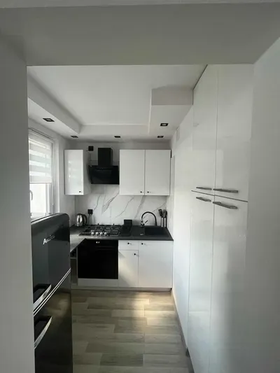 Piękna kawalerka do wynajęcia - miniatura 2
