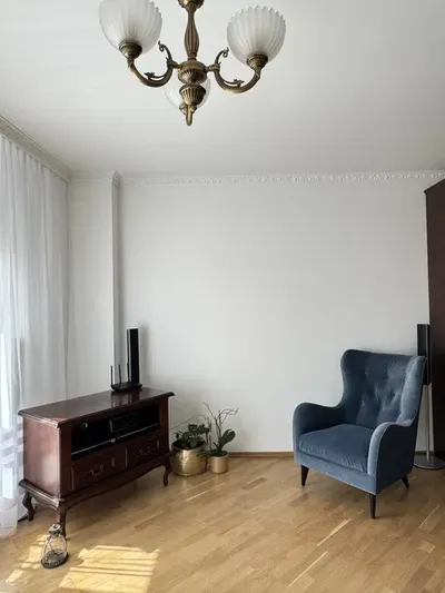 Wynajem 4 pokoje Tarchomin - jasne, przestronne, częściowo-umeblowane - miniatura 2