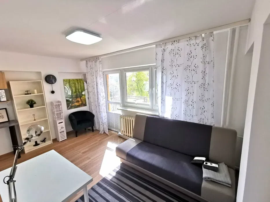 Piękne, mieszkanie w świetnej lokalizacji BEZPOŚREDNIO - 1/6