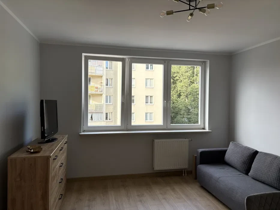 Mieszkanie do wynajecia przy stacji metra Kondratowicza - 1/8