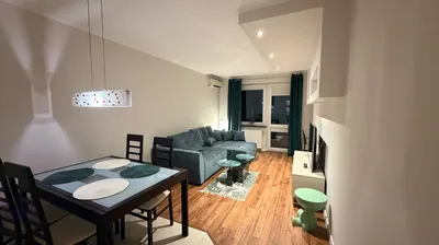 Dwupoziomowe mieszkanie | 2 łazienki | klimatyzacja | balkon | garderoba