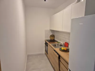 Komfortowy pokój w bardzo dobrej lokalizacji (25 min do Sródmieścia) - miniatura 4
