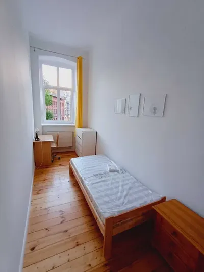 1 osobowy pokój. Wynajem. Ścisłe centrum ul. Mostowa. - miniatura 4