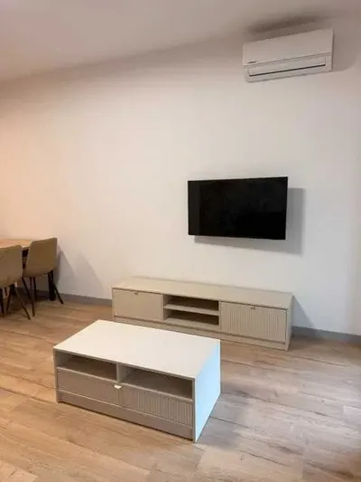 Bezpośrednio! Nowe mieszkanie/ Pierwszy najem - 2 pokoje/ 53 m2 Os. Teatralne/ Klimatyzacja - miniatura 3