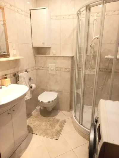 Mieszkanie 55m2, Urus, 2 osobne pokoje. Doskonała lokalizacja - miniatura 3