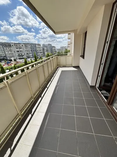 Mieszkanie z garażem podziemnym 2 pokoje i salon z kuchnią Jantarowa - miniatura 3