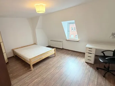 Gliwice, Centrum, Zygmunta Starego. 2-pokoje, 75mkw. IV-te piętro. Idealne dla młodych, dla studentów. - miniatura 3