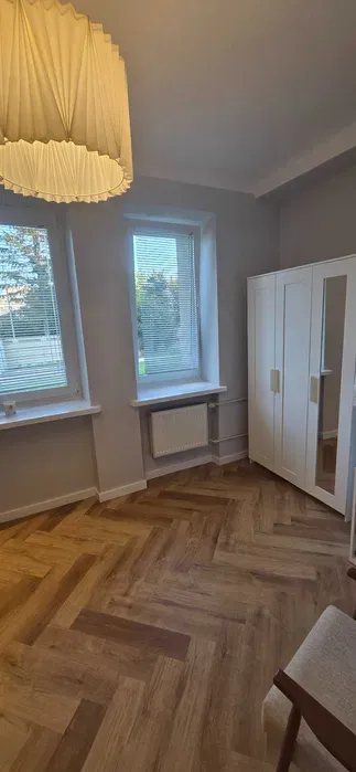 42 m² po remoncie | 2 pokoje | parking w cenie | Flisa - miniatura 3