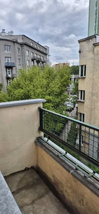 Kawalerka 25m2 śródmieście z balkonem bezposrednio - miniatura 5