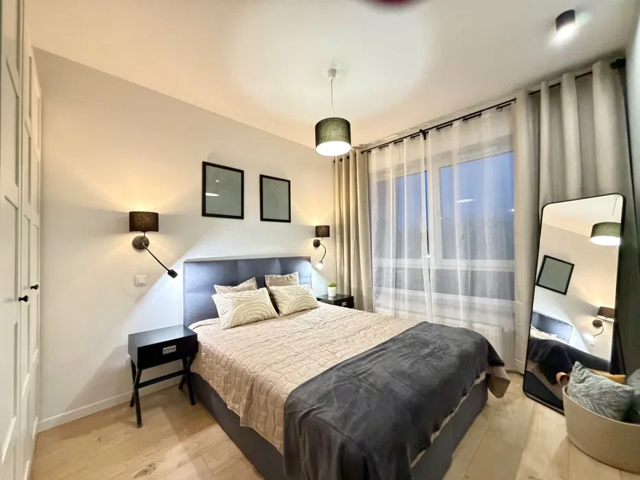 Nowoczesne 2 pokoje | Balkon | CH Promenada | Parking - 1/8