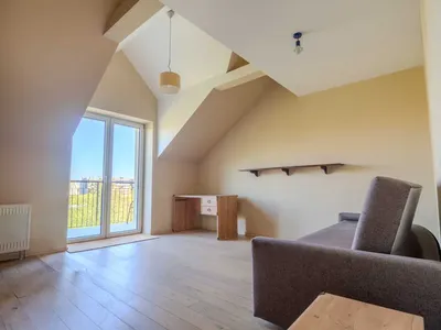 ENG| Kuźnicy Kołątajowskiej, 3 sypialnie, osobny salon z kuchnią, dwupoziomowe, balkon, bezprowizji