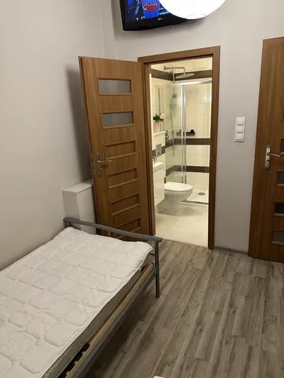 KOMFORTOWE pokoje 1- osobowe i studio - CENTRUM- 1 maja