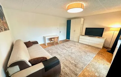 Bardzo duży pokój, 25m-ul. Guderskiego-taras-Gocław-jeziorko Balaton - miniatura 4