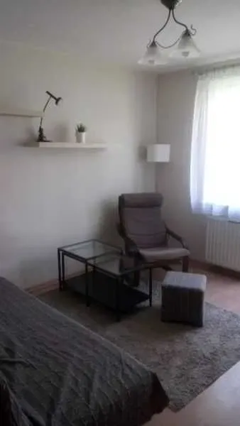 Wynajmę mieszkanie 2 pokojowe 3500 tys. bez dodatkowych opłat KRK Bronowice - miniatura 4