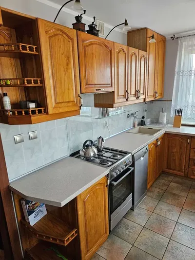 wynajmę mieszkanie 3 pokoje w Starosielcach