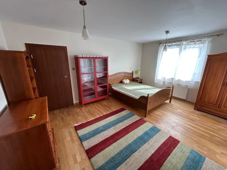 Wynajmę pokój 2-osobowy z balkonem - 1/2