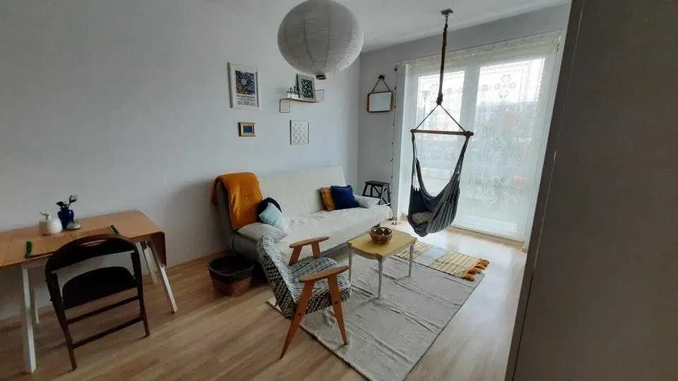 Mieszkanie 40 m2, dwupokojowe z ogródkiem, Batalionów Chłopskich 87a - 1/8