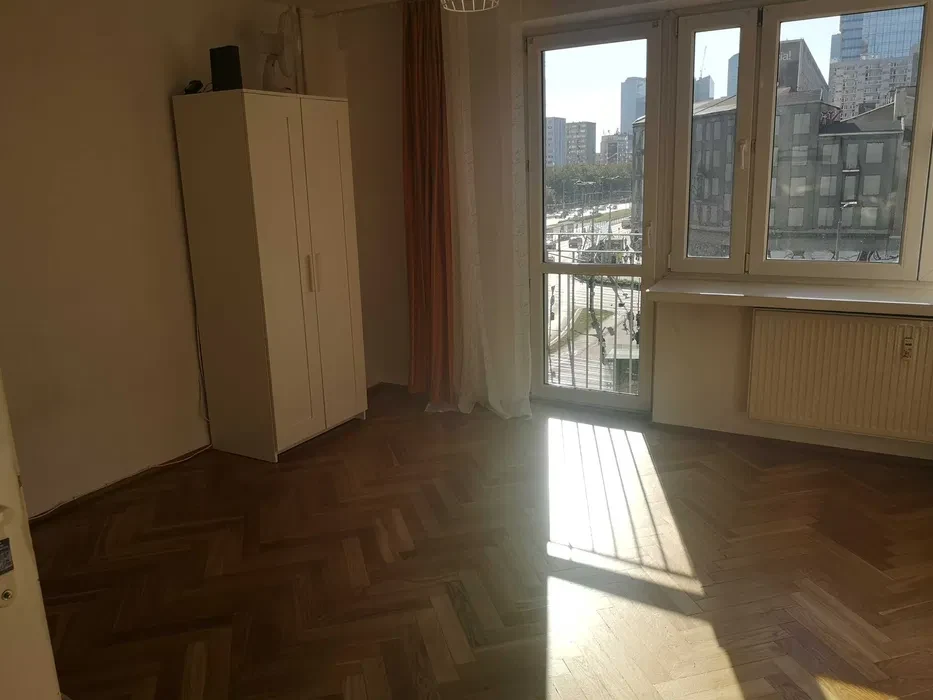 Kawalerka obok metra – Rondo ONZ. Kaucja 1000 zł. - 1/7