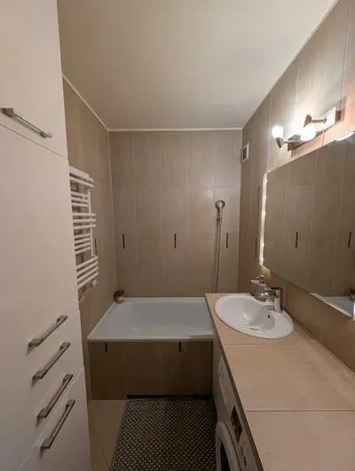 Duży pokój do wynajęcia. - miniatura 5