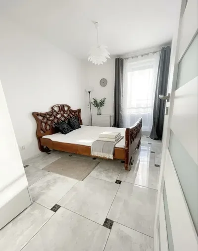Bezpośrednio 2 pokojowe z aneksem Widok na Panoramę Warszawa 44 m Ostrobramska - miniatura 4
