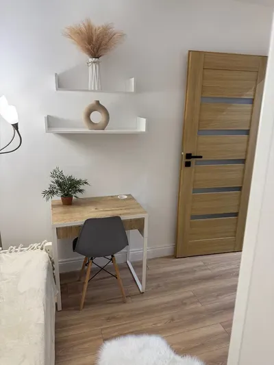 Pokój jednoosobowy do wynajęcia – LSM, ul. Zana | po remoncie | od listopada - miniatura 2