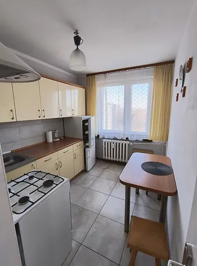 Wynajmę mieszkanie 2 pokoje , 43m , os. Kazimierzowskie - miniatura 5